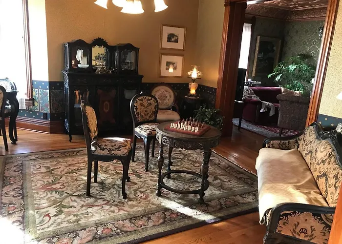Bed & Breakfast The Grand 3*