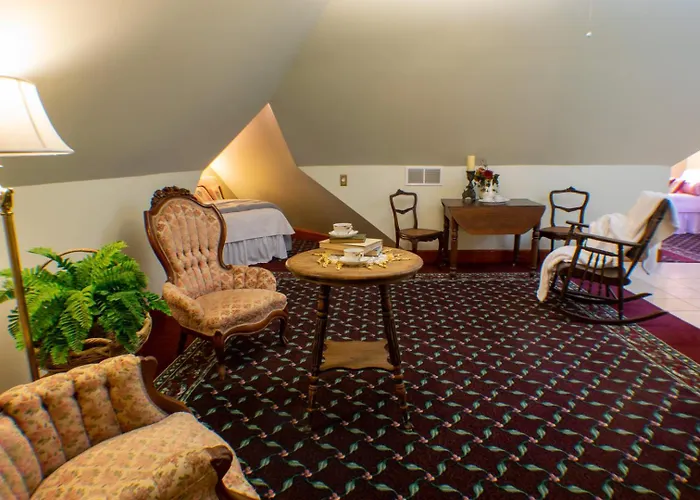The Grand Bed & Breakfast Nauvoo