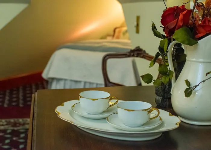 The Grand Bed & Breakfast